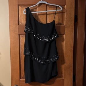 Elegant Black One-Shoulder Dress